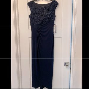NWT Long Social Dress | Size: 6p